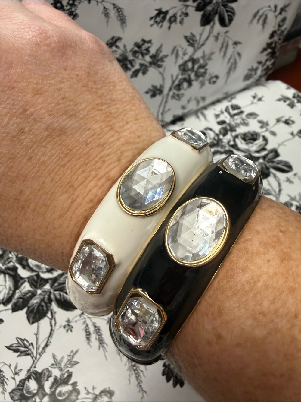 Elegant White and Black Crystal Bangle Bracelets